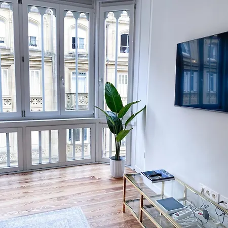 Comfortable Modern Escape 4 Bed 2 Bath Apartament San Sebastián